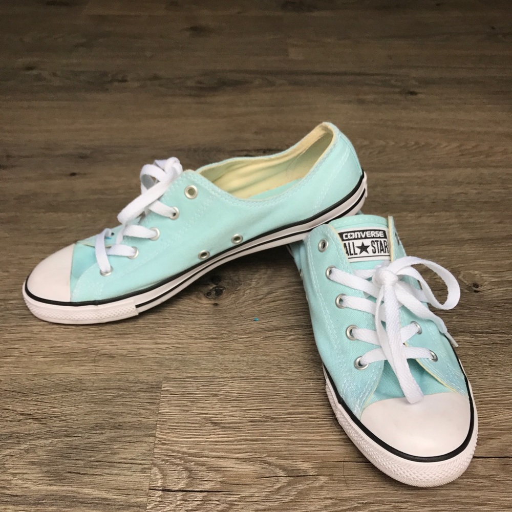 Tiffany blue converse